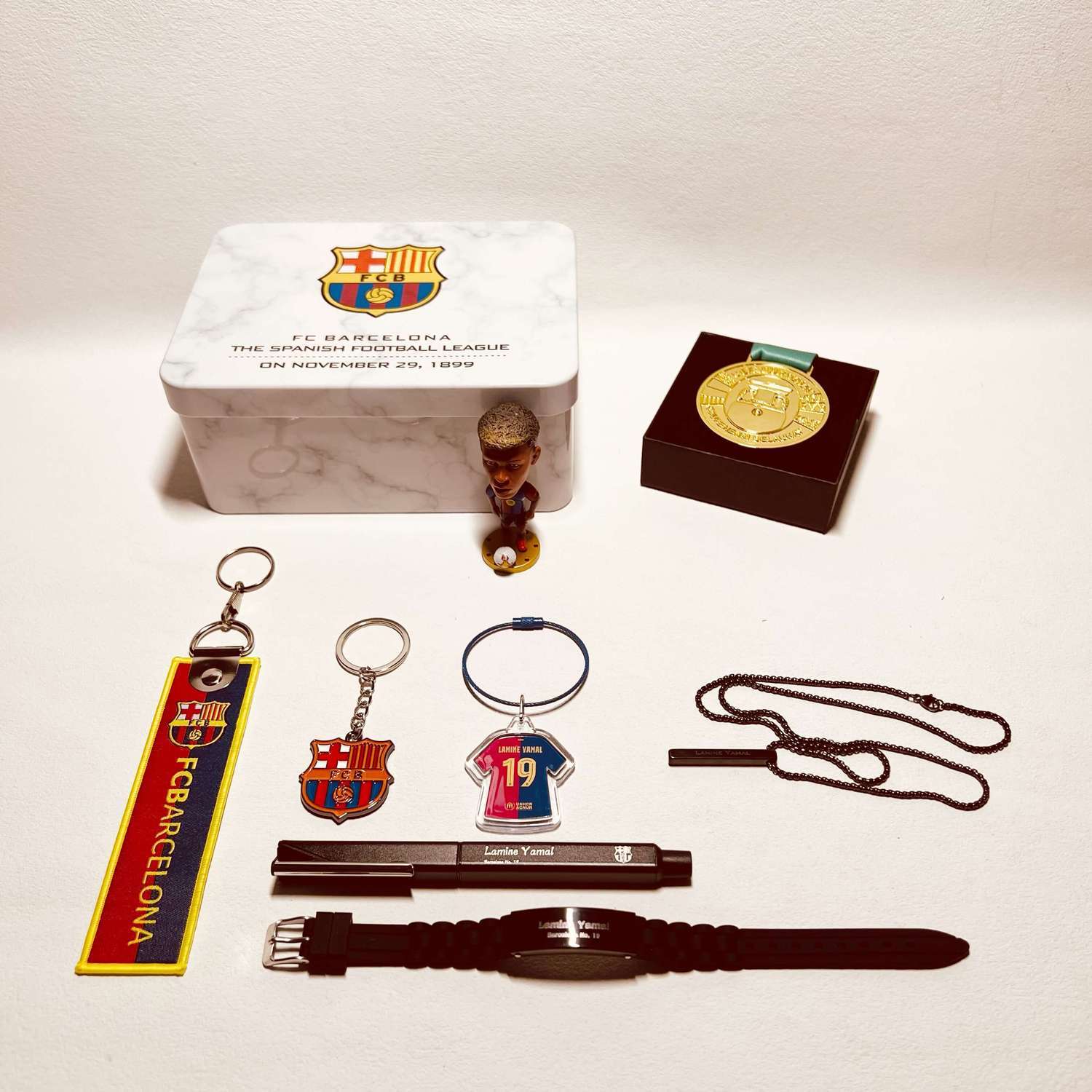 LAMINE YAMAL CUSTOM BOX